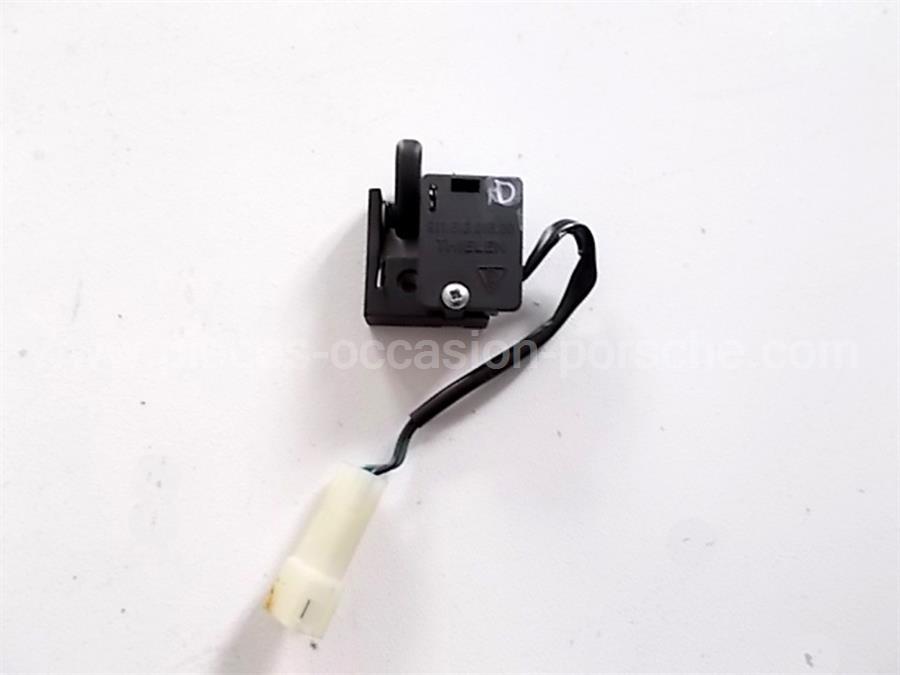 Microrupteur droit Porsche